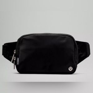 New Lululemon Everywhere Belt Bag UNISEX 2L Large Belt Bag
